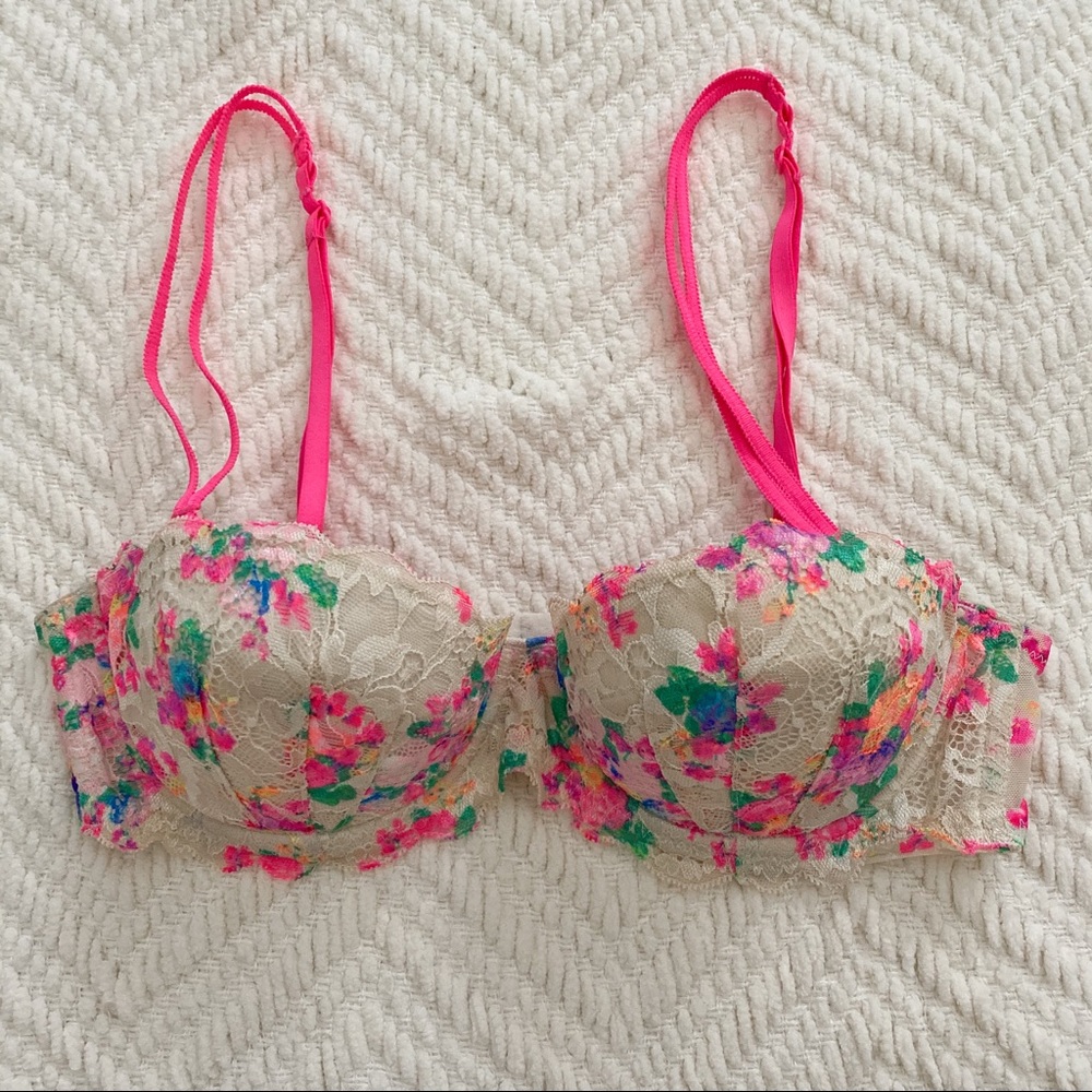 Victoria’s Secret PINK Floral Lace Bra